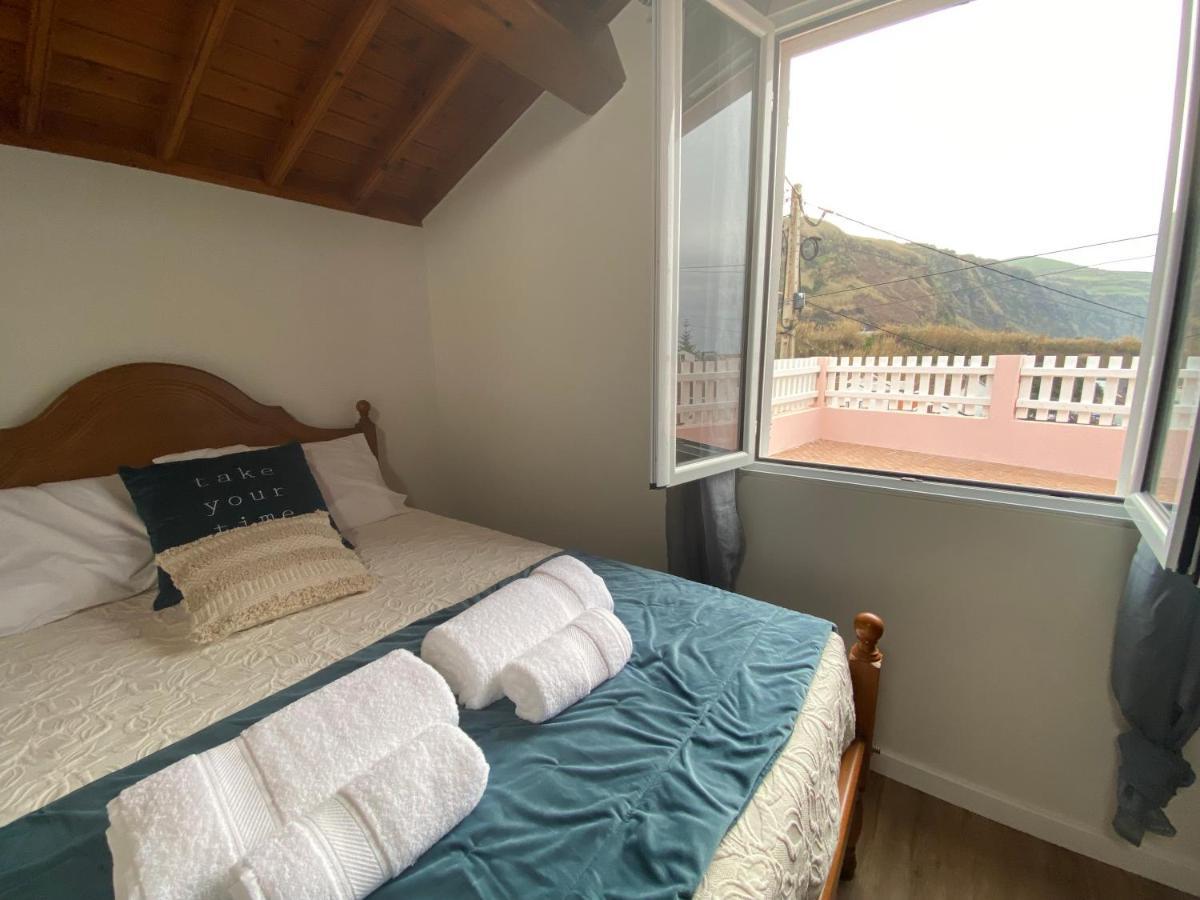 Casa Da Ribeira - Mosteiros Mosteiros  Bagian luar foto